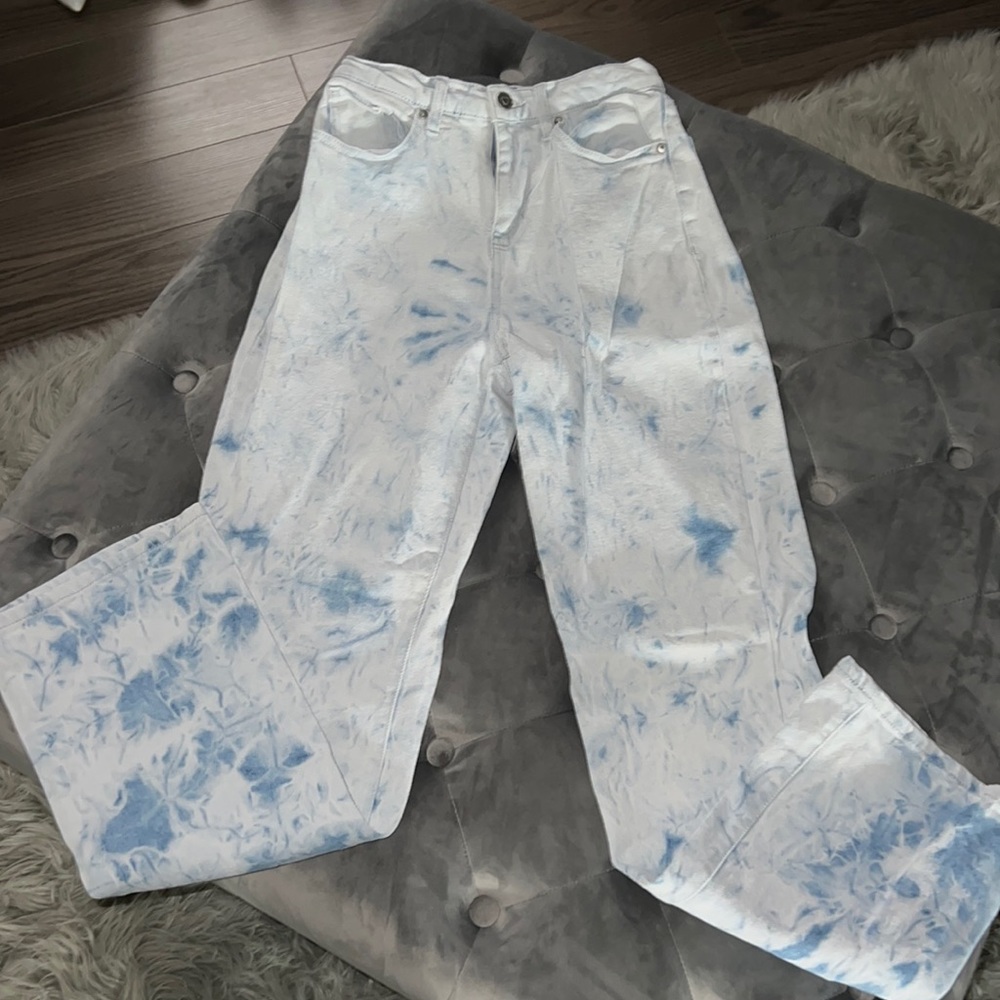 Jeans - Picture 2 of 4